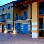 Bed & Breakfast Agricola Godino 3*