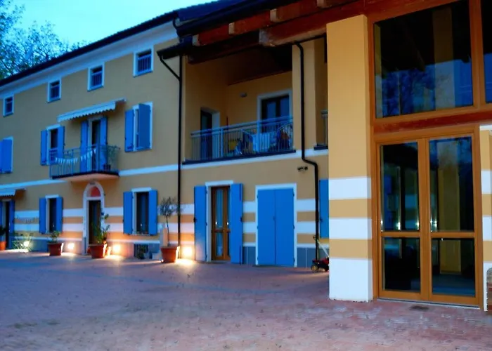 Bed & Breakfast Agricola Godino 3*